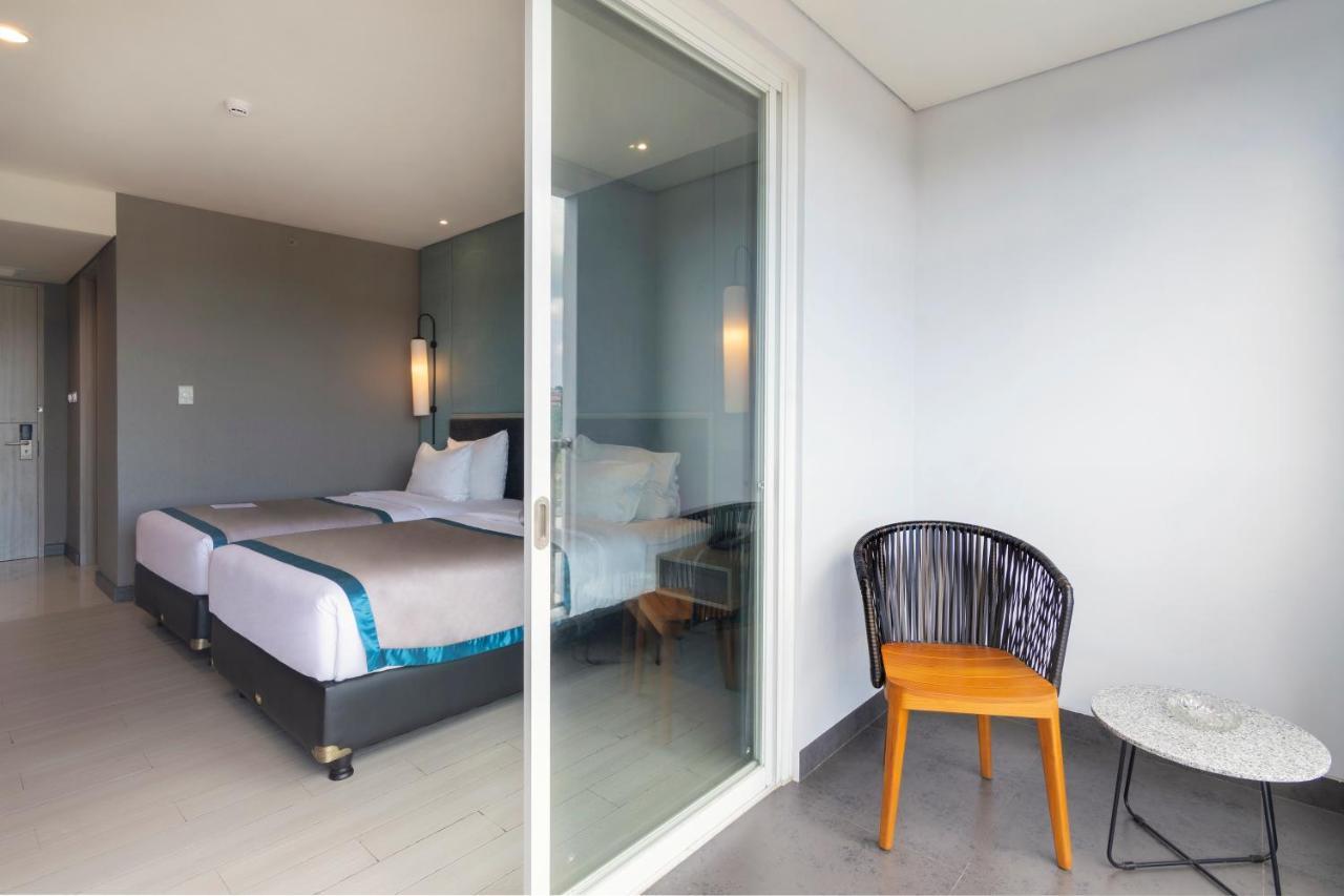 Blue Sky Hotel Balikpapan Экстерьер фото