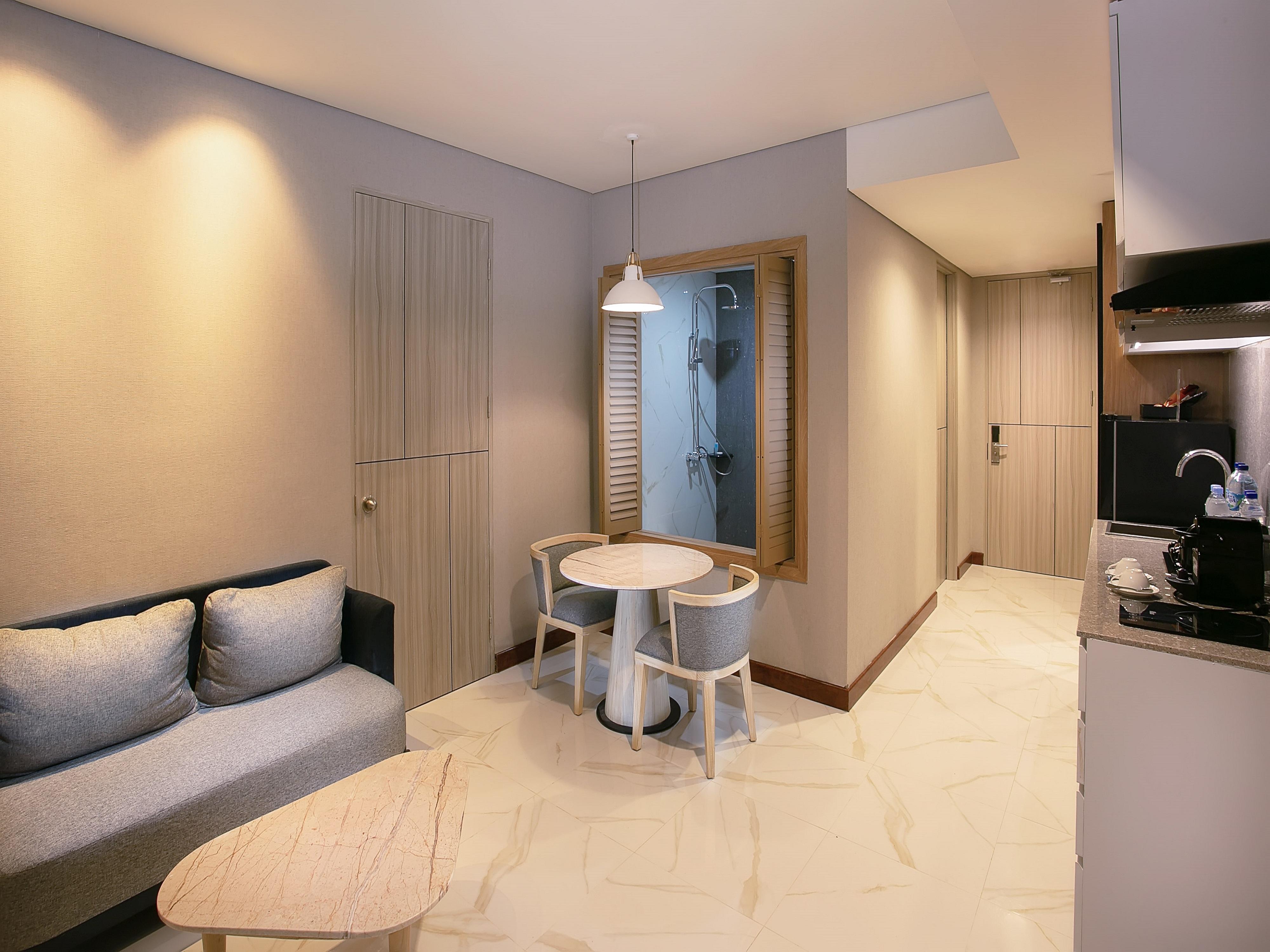 Blue Sky Hotel Balikpapan Экстерьер фото