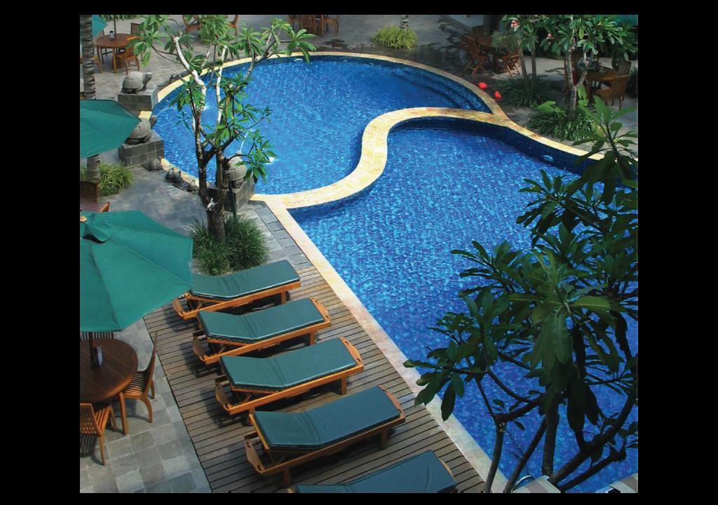 Blue Sky Hotel Balikpapan Экстерьер фото